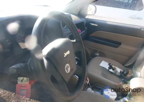 2009 Jeep Compass Sport from USA, damaged, VIN 1J4FT47A19D225910